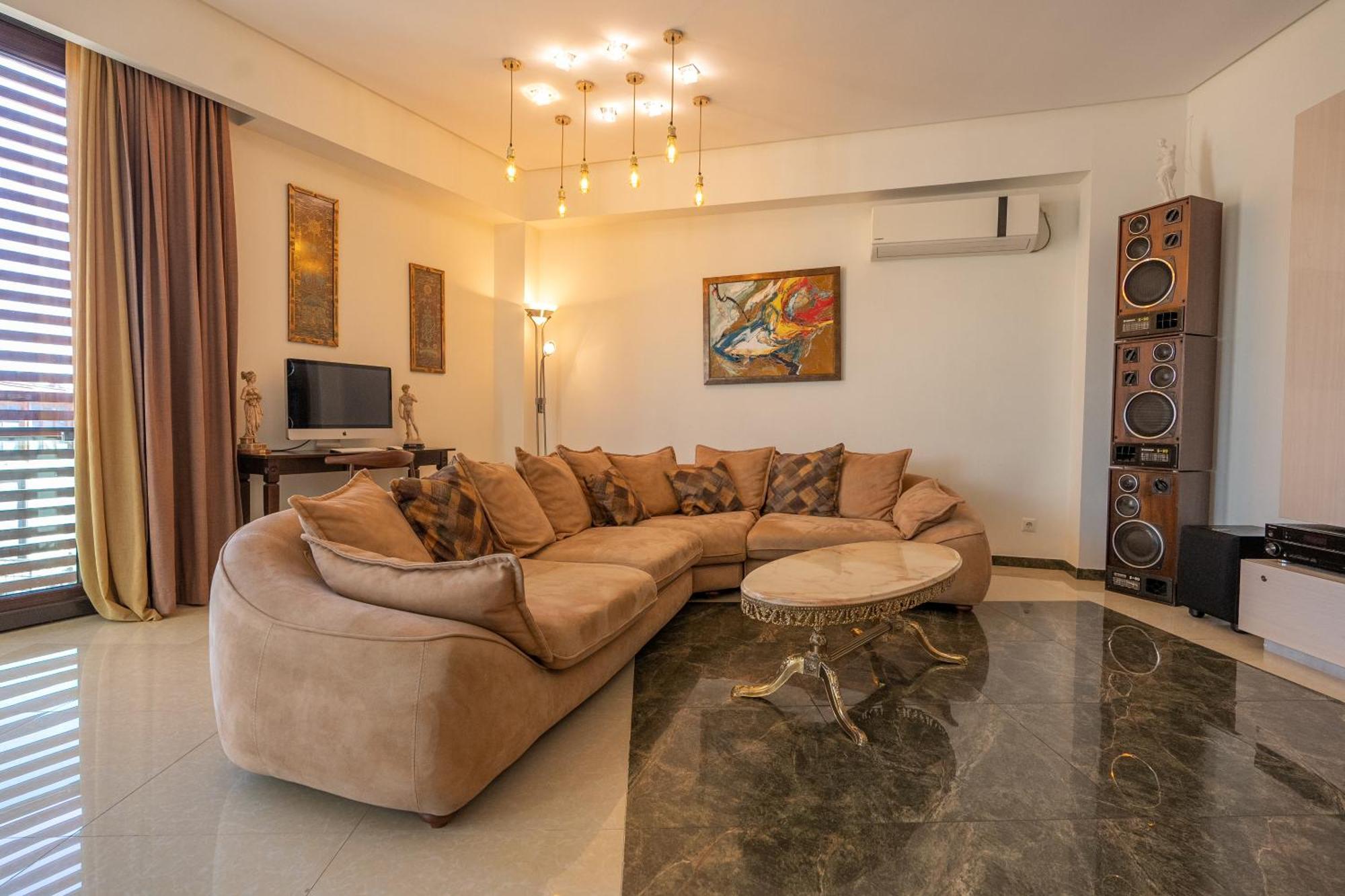 Tbilisi Core 3Br Apartment In The Heart Of The City מראה חיצוני תמונה